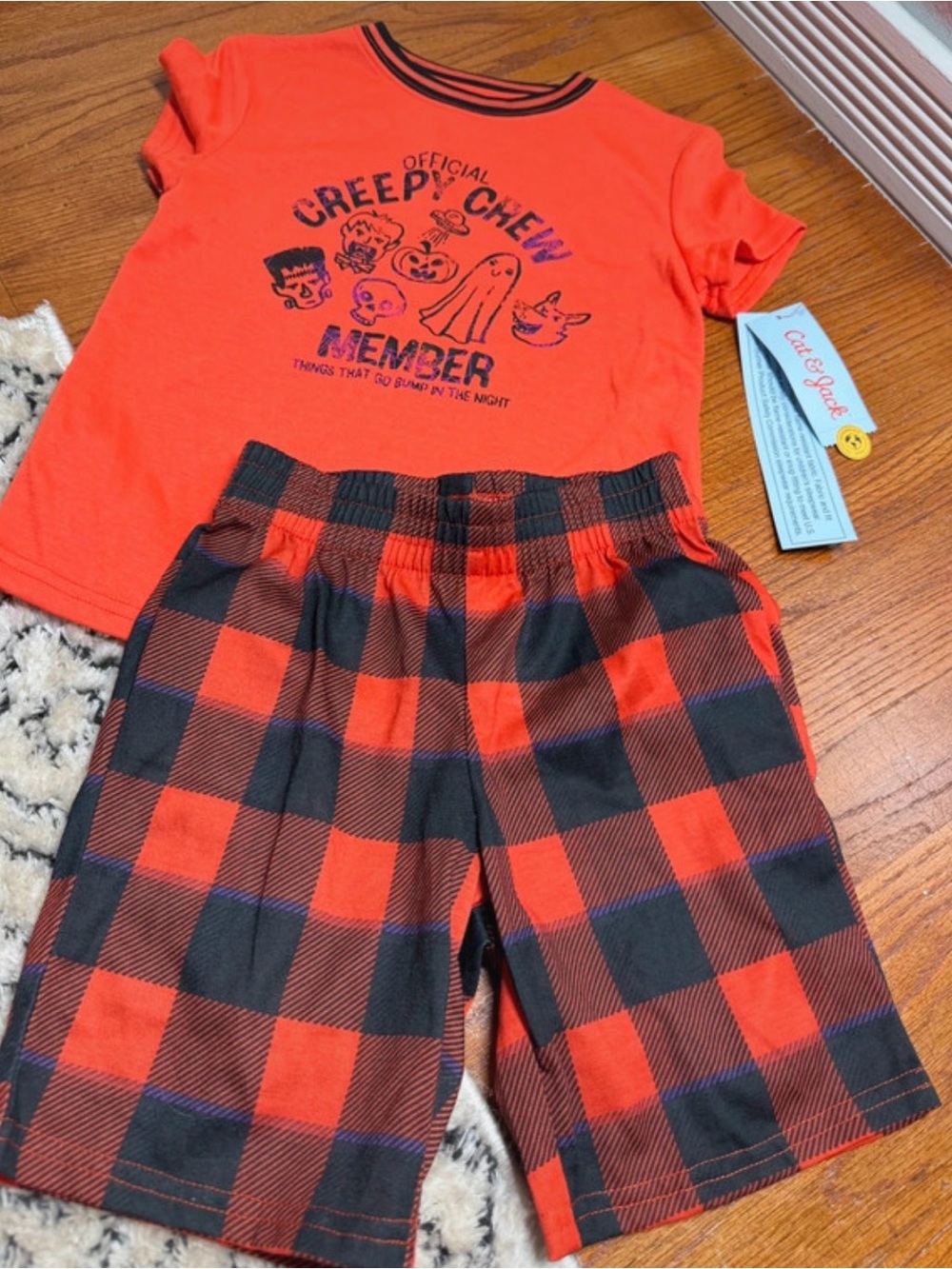 Cat & Jack Creepy Crew short sleeve Halloween orange purple pajamas XS 4/5 plaid